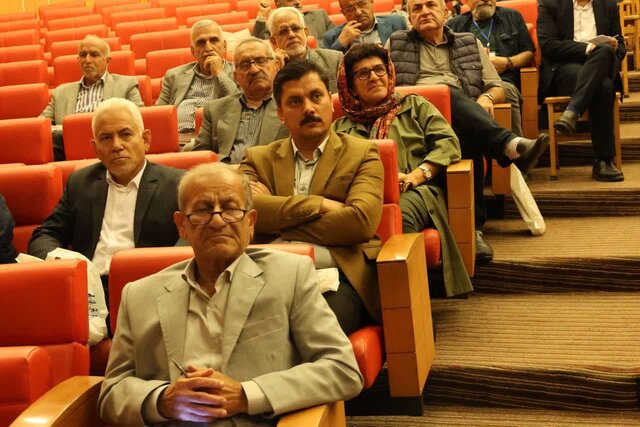 همایش صلح‌اندیشان شمال با شعار «از صلح مدنی تا صلح سبز» در آمل برگزار شد