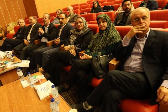 همایش صلح‌اندیشان شمال با شعار «از صلح مدنی تا صلح سبز» در آمل برگزار شد