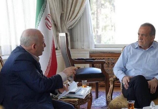 تاکید پزشکیان بر افزایش سهمبری مازندران از بازار کشورهای اوراسیا تاکید پزشکیان بر افزایش سهمبری مازندران از بازار کشورهای اوراسیا