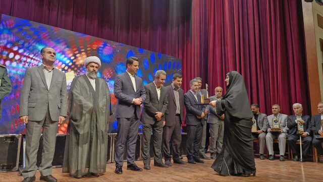 نخستین همایش چهره‌های ماندگار فرهنگ و هنر نور برگزار شد