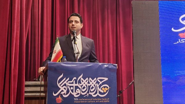 نخستین همایش چهره‌های ماندگار فرهنگ و هنر نور برگزار شد