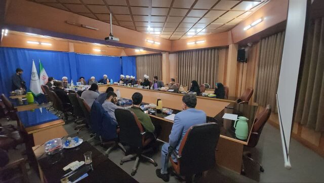 در گام دوم انقلاب، اولویت اعتکاف مهندسی معنویت در جامعه است