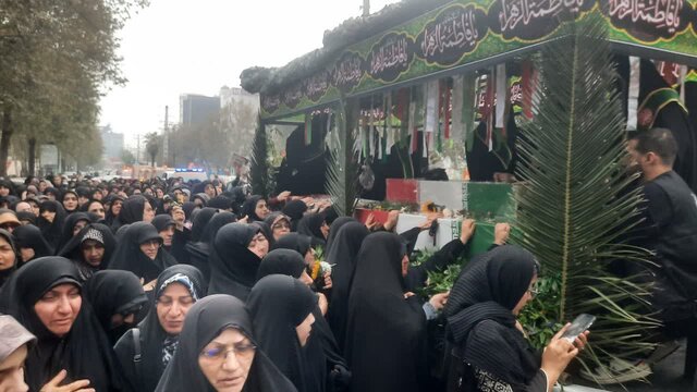 استقبال باشکوه مردم آمل از پیکر ۱۰ شهید گمنام