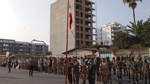 فرمانده دوران دفاع مقدس: مأموریت بسیج پیاده سازی گام دوم انقلاب است