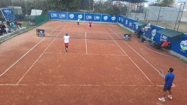 قهرمانهای نخستین دوره مسابقات بینالمللی تنیس هرازکاپ آمل مشخص شدند