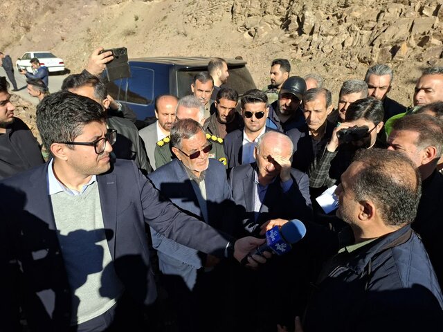 بازدید نمایندگان مجلس از مناطق آسیب‌دیده آتش‌سوزی جنگل‌های الیت