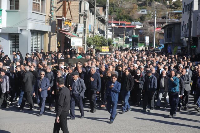 پیکر «احمد علیزاده» پدر شهید در زیراب تشییع و به خاک سپرده شد