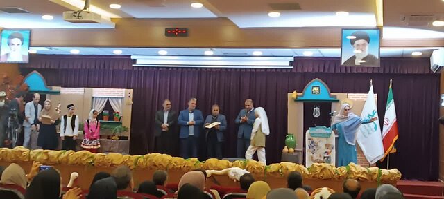 تجربه شادی بدون موبایل با جشنواره قصه‌گویی کانون در مازندران