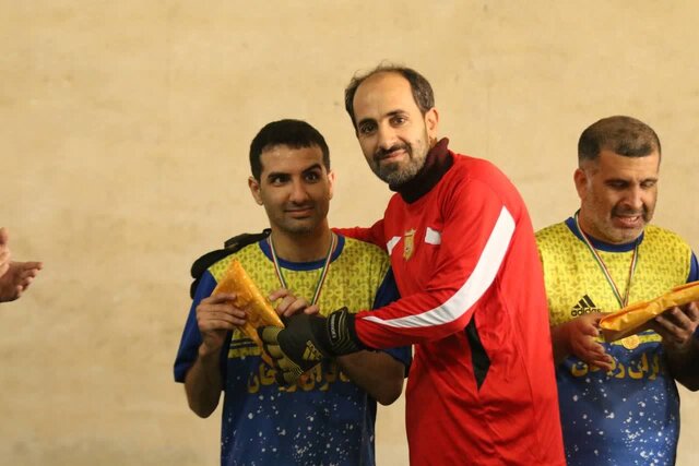 «فینال مهربانی» در بهشهر/ وقتی فوتبال بهانهای برای همدلی شد