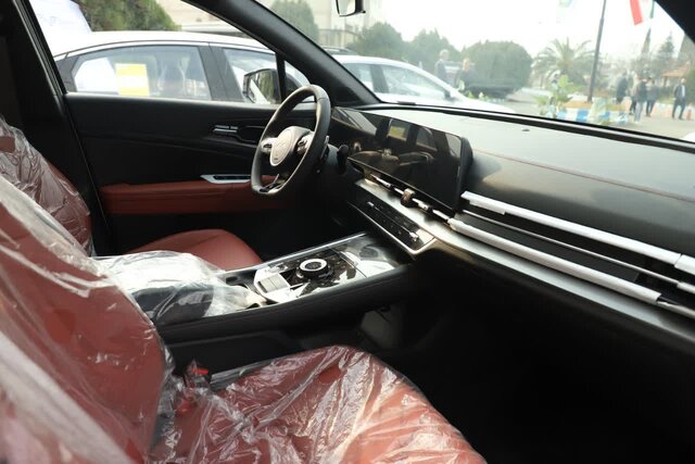 نخستین پلاک خودرو منطقه آزاد مازندران رونمایی شد