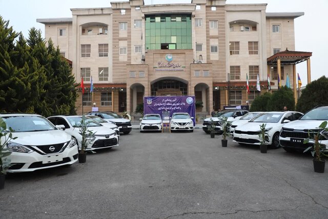 نخستین پلاک خودرو منطقه آزاد مازندران رونمایی شد