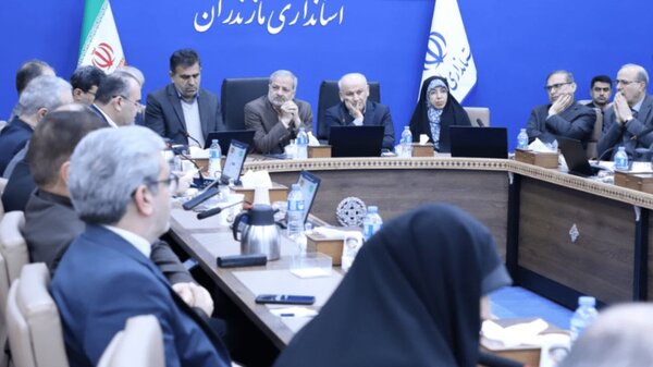 تخصیص ۳۰ همت اعتبار برای استانداردسازی تجهیزات مدارس با حمایت شرکت‌های پتروشیمی