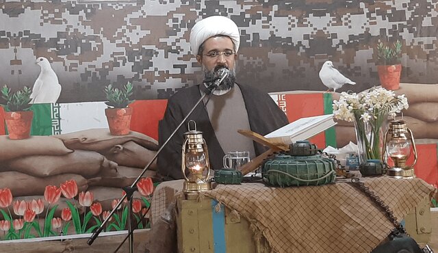 استاد حوزه و دانشگاه: مهم‌ترین کارویژه علما در غیبت، تولید قدرت برای امام عصر(عج) است