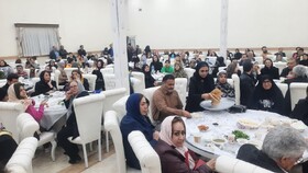 سفره های افطاری دانش آموزی با عطر مهربانی