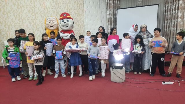 سفره های افطاری دانش آموزی با عطر مهربانی