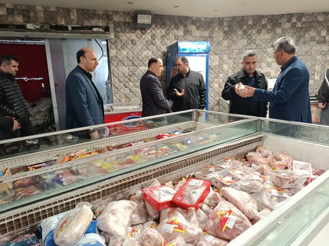 نظارت میدانی بازار در محمودآباد با هدف جلوگیری از تخلفات