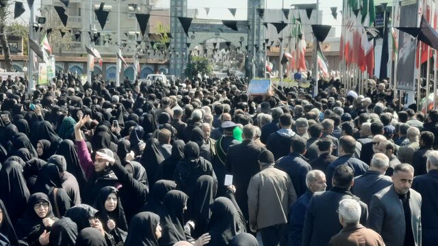 تشییع پیکر شهید مدافع وطن در آمل
