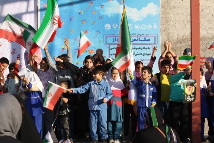 سکانس پرواز در آغاز هفته «هنر انقلاب» برگزار شد