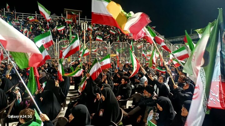یکتا: بیعت ۴۰ روزه مردم با رهبری، کار امام زمان(ع) بود/ آمریکا از منطقه اخراج میشود