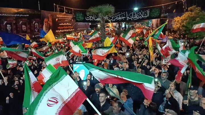 سه رکن «خیابان، میدان و دیپلماسی» رمز عبور از فتنه‌ها است