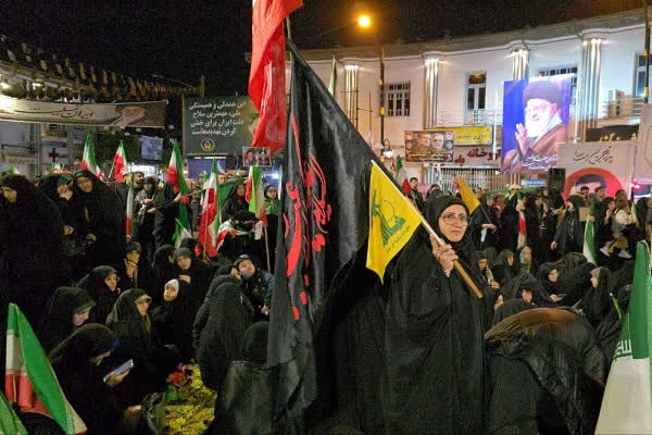 اقامه نماز استغاثه دیار علویان در چهل‌ونهمین شب حماسه و بیعت با رهبر انقلاب