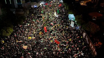 مازندران همچنان صحنه همبستگی مردمی به آرمان‌های ملی