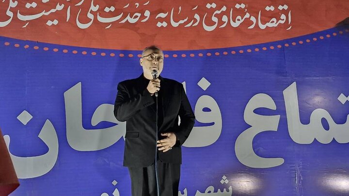 افشین علا: رهبر شهید حتی برای مخالفانش دعای خیر می‌کردند