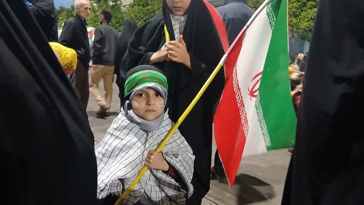 مازندران همچنان صحنه همبستگی مردمی به آرمانهای ملی