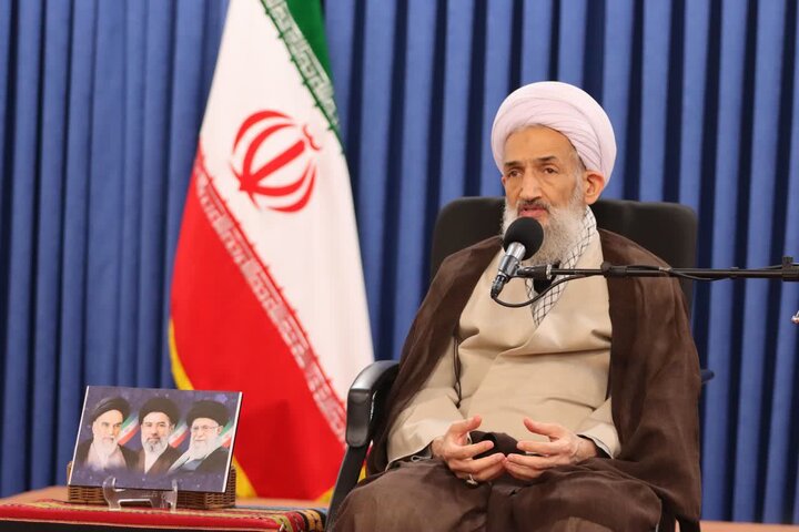 نماینده ولی فقیه در مازندران: عقب‌ماندگی‌ها ناشی از بی‌اعتقادی به ارزش‌هاست