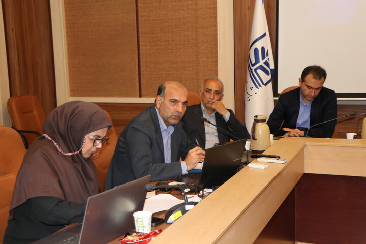 حضور اساتید در دانشگاه برای جبران ضعف اینترنت کلاس‌های مجازی ضروری است