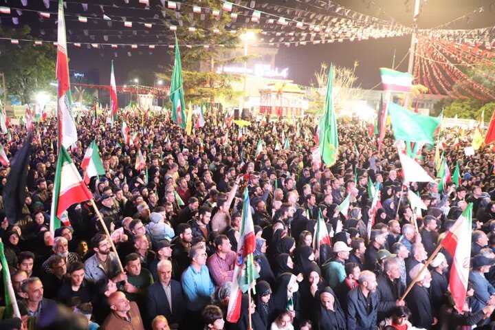 قرار دلدادگی مردم مازندران در بیعت با رهبری در ایستگاه ۶۷