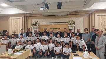 مراسم استقبال از تیم ملی مینی فوتبال ایران در شهرستان میاندورود برگزار شد