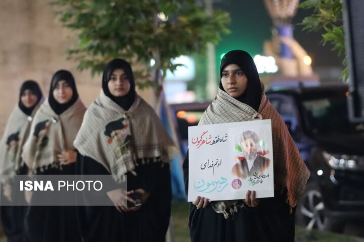 ایستاده در بزنگاه تاریخ‌/ خرمشهر تا مازندران، روایت یک ملت‌ وقتی که‌ پای وطن در میان باشد