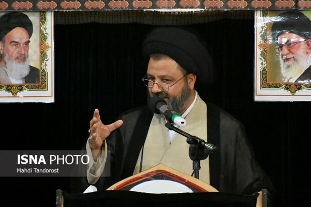 دستگاه قضا با اخلالگران نظام اقتصادی کشور برخورد جدی کند