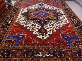 سالانه ۲۰میلیون دلار فرش دستباف آذربایجان غربی صادرات می شود