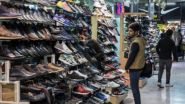 کفش در بازار ارومیه ۱۲ درصد گران می شود