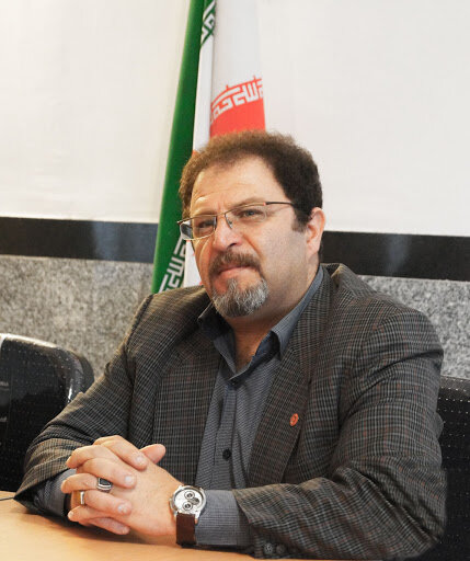 تهیه اقلام کمک آموزشی و نوشت افزاری در اولویت های پویش ایران همدل