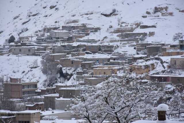 ارتفاع برف در ماکو به ۳۰ سانتی متر رسید