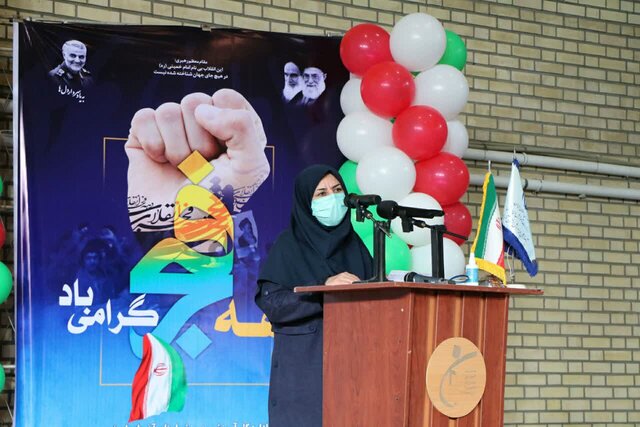 انتقال فرهنگ انقلاب به نسل آینده از وظایف فرهنگیان است