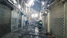 آتش سوزی بازارچه مهاباد به بیش از۵۰ باب مغازه خسارت زد