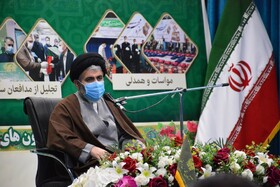 خدمت به مردم سریعترین راه رسیدن به خداوند است