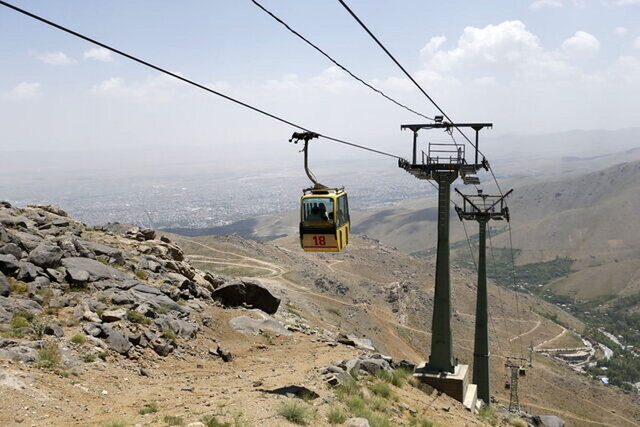 عکس تزئینی است ۶۵ درصد از تجهیزات پروژه تلهکابین ارومیه نصب شده است