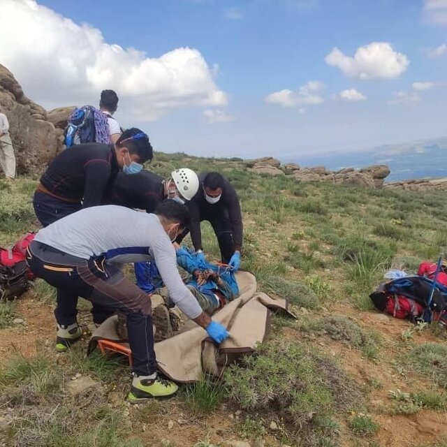 جسد فرد مفقودی در کوه سیر ارومیه پیدا شد