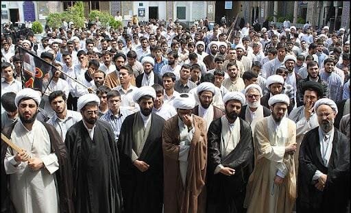 لزوم تداوم انسجام بین طلاب شیعه و سنی