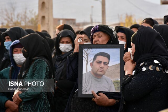 تشییع و خاکسپاری شهید علی سلطانپور در ماکو