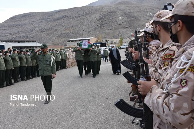 تشییع و خاکسپاری شهید علی سلطانپور در ماکو