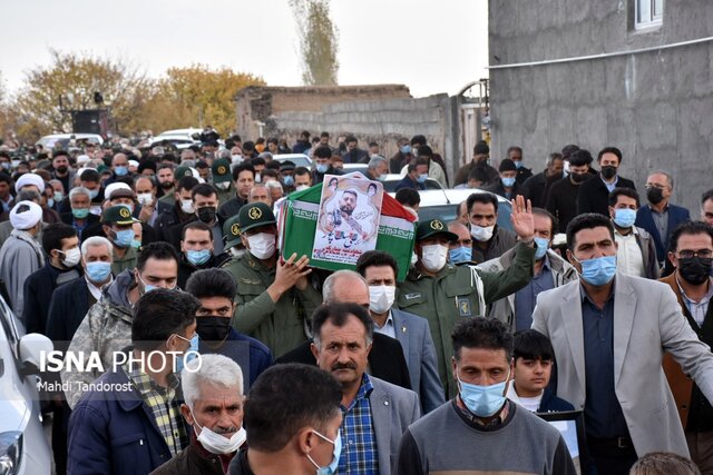 تشییع و خاکسپاری شهید علی سلطانپور در ماکو