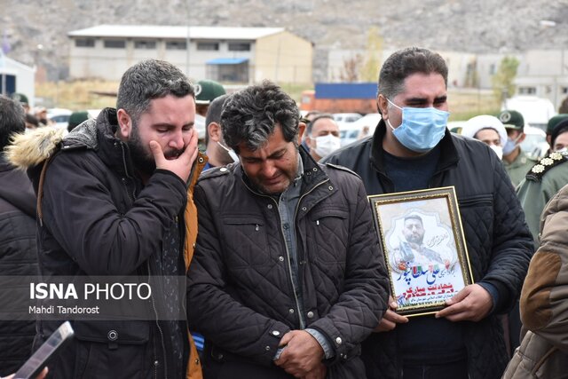 تشییع و خاکسپاری شهید علی سلطانپور در ماکو