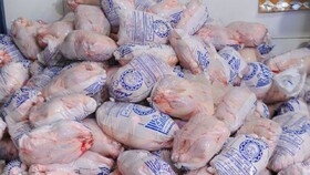 توزیع ۱۳۵۰ تن مرغ منجمد در بازار آذربایجان غربی
