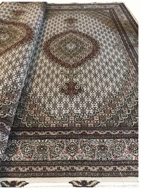 خوی به عنوان شهر قالی ریزماهی ثبت ملی شد خوی به عنوان شهر قالی ریزماهی ثبت ملی شد